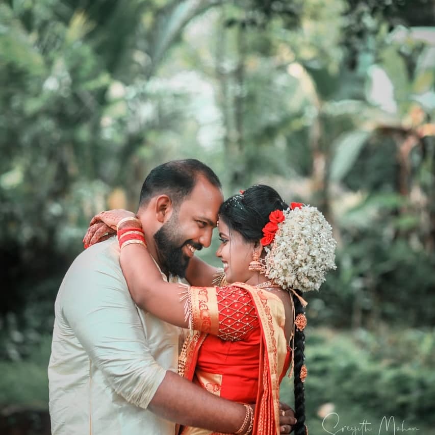 SMARTLOOK BEAUTY PARLOUR AND SPA KOYILANDY